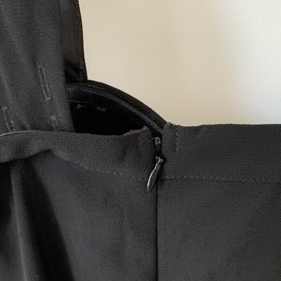 Guess XS Black Women's Top with Embellished Strap one shoulder peplum nwt - Picture 5 of 9